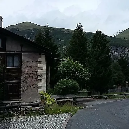 Ches'arsa Apartmán *